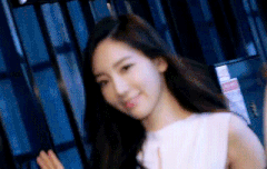 묘하게 빠져드는 탱..