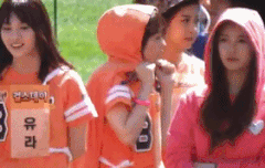 유라는 수지한테 왜그래?