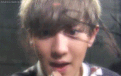 찬열이 입술 쪽///ㅅ/// 귀여워