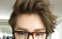 쌍꺼플수술 때문에 뿔테 착용하심