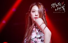 갈수록 유리 깨지듯 손에 낀 반지가 빛 바래지듯