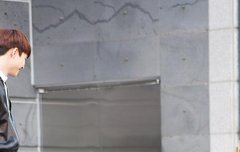 신발끈 묶는데 귀여울 일이야????????