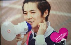 생일 이벤트 축구하는루한  졸귀