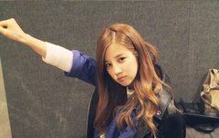 [개취] 요즘 여자 아이돌 중에 가장 예쁜 3인방~