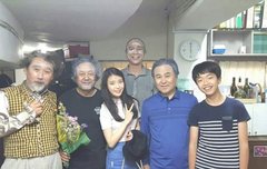 아이유 최순신 아부지 연극보러감