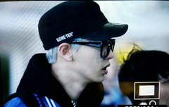 찬열 오늘 홀로 출국ㅠㅠㅠ