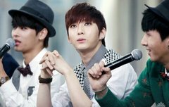 요즘 레오가 너무 좋다..