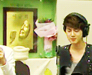 이건뭐볼때마다웃기냐...