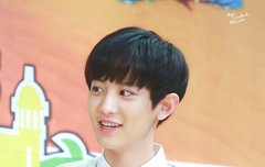 찬열 제작발표회 고화질 기차