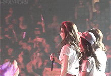 파니가 수영한테 프로포즈할때 반응 ㅋ