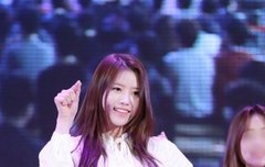 달콤한 그 맛 아이스크림 케이크 특별해질 오늘에 어울리는 맛으로