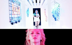 Queen's back 모르면 쉿!