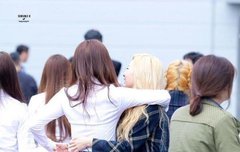 살발하게 다 죽여