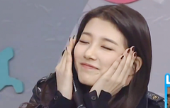 수지랑설현;