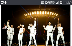 10년 동안 최고의 가수는?