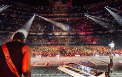 무려 150만 월드투어