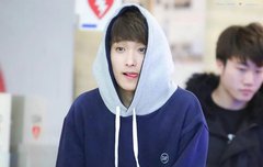 걔네들 사진 다 삭제함