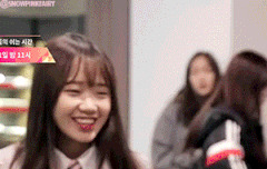 제일 귀여운 사람은 손을 들어보세요~