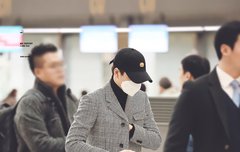 종인이 공항 고화질