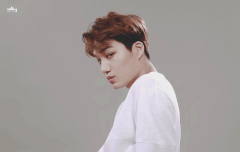 스파오 넘넘 잘생긴 종인이