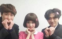 야 너네이거 봤냐 조카 귀여워