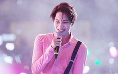 벚꽃시즌이 되니 니니가 더 생각나는 것