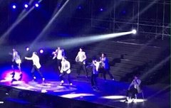 종인이 아직 춤 출 단계는 아니네