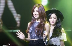 뒤에 윤보미 시강ㅋㅋㅋ