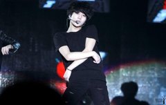 이 사진 무슨 무대야?