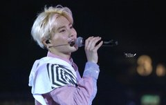 수호 사진좀 찾아즈셈