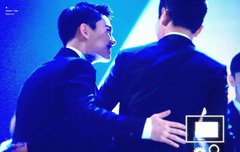 아 타임라인에 너무 많은 정보가