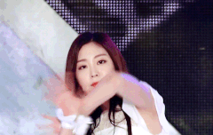 지수너무 이뻐서 다뿌수고싶다