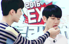 ㅅㅂ) 셰빽러 나밖에 없냐...