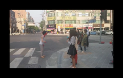 난 차라리 개한테 박수쳐주는 타입이야