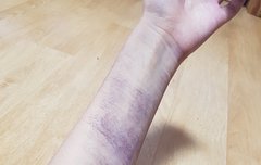 어딘가 도망칠 곳을 모두 원해