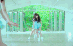 오늘은 오우발매후 1년이 된 날!