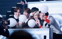 첫콘가는데 알려줘ㅠㅠ