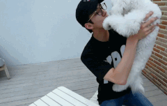 비...비비..쨩...세..훈이는....내꺼라는...!