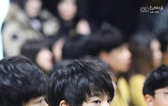 왕온니 나 엔1씨1티 야광봉 삼 ㅎㅎ