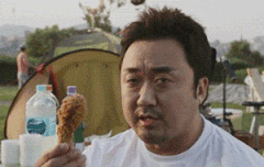 너를 사랑한 그녀의 거짓말이였기를