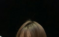 엄지 코 있잖아