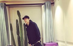 보드 타기가 취미인 징위