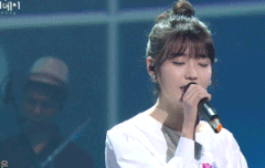 아이유 진짜 이뻐