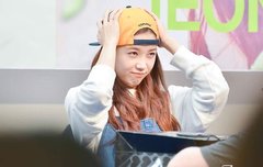 귀엽다.... 심각하게 귀엽다