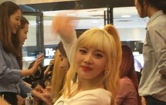 아 수영이 실물