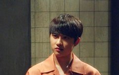 디오..도경수.
