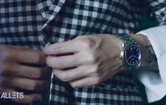 지호 피아제폴로 시계 광고한거봄?ㅠㅠㅠㅠㅠㅠ