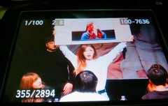 이거 봤냐 은지가 팬싸에서 십자수 받았는데