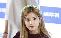 우리 초롱이 예쁜 거 보ㅓㅠㅠ