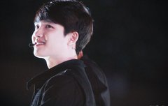 ㅈㅁ) 이거 제목 뭐냐..